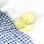 Smiski Bed series - Speelfiguren Smiski - In den Olifant