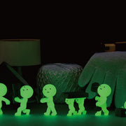 Smiski Moving - Speelfiguren Smiski - In den Olifant