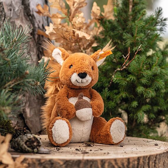 Soft Cuddly Friends Phil Squirrel, Light Brown, 20Cm (A) - Wilde dieren Steiff - In den Olifant