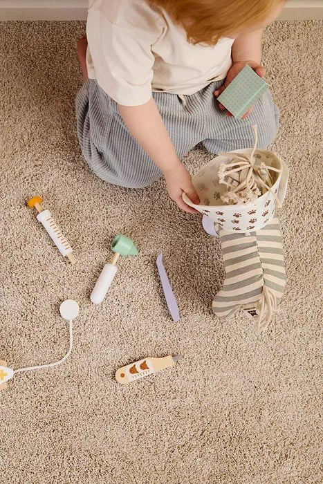 Speelset Dierenartkoffertje - Veterinary set - Beroepen rollenspel Kid's Concept - In den Olifant