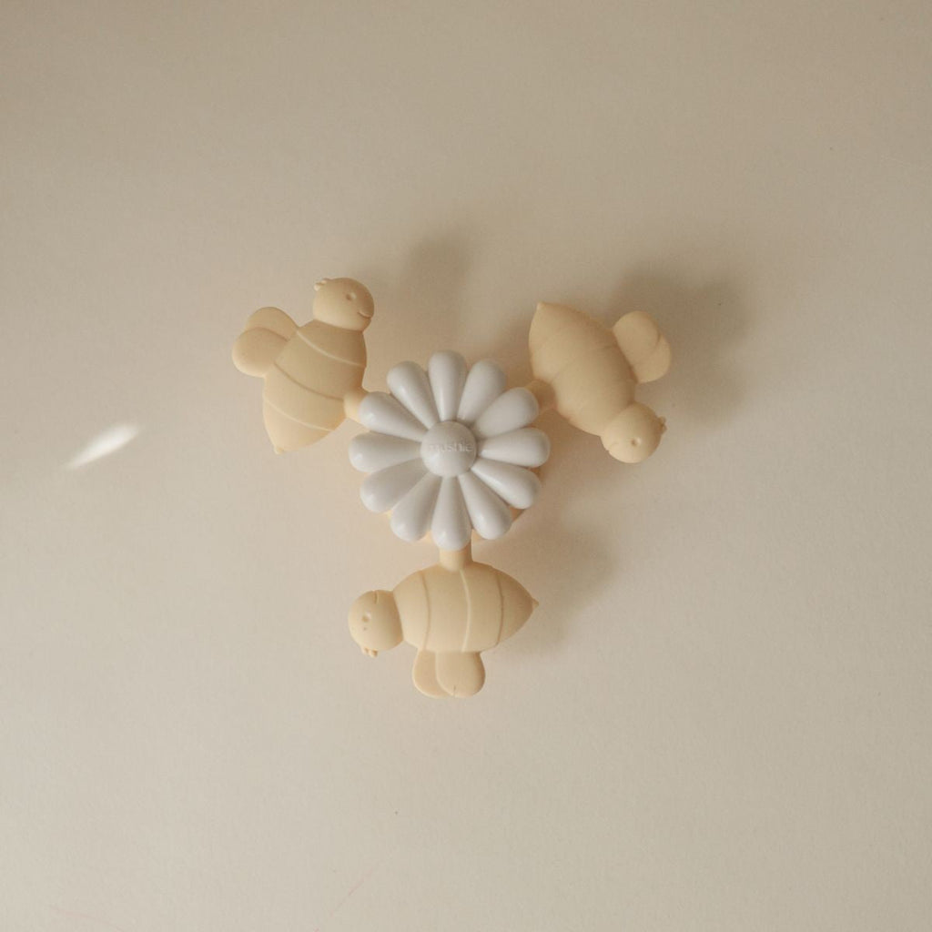 Spinner met zuignap - Suction Spinner Toy Bee - Activiteitenspeelgoed Mushie - In den Olifant