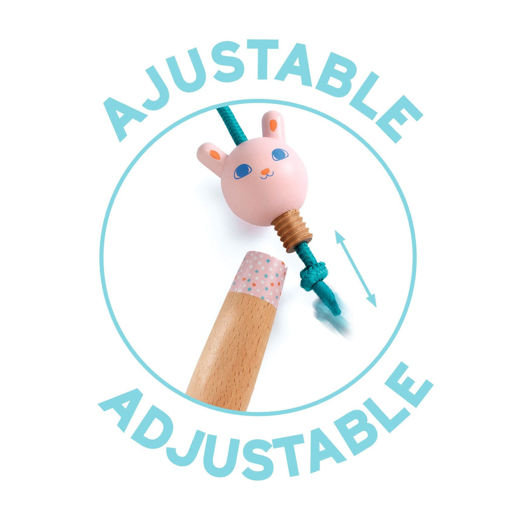 Springtouw met houten handvaten - Skipping Lea - Actief buitenspeelgoed Djeco - In den Olifant