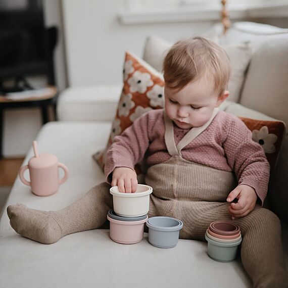 Stapelbekers - Stacking Cup Petal - Mushie - In den Olifant