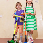 Step Maxi Micro foldable LED Blue Orange Neon - 5 tot 12 jaar - Steppen Micro Mobility - In den Olifant