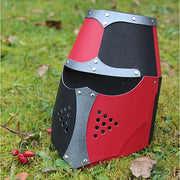 Stoere Zwart Met Rode Ridderhelm | Norman - Wapens en helmen Vah - In den Olifant