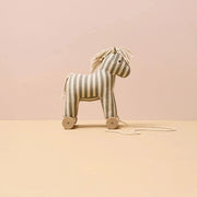 Trekpaardje op wielen - Pull Along horse Sam - Trek - en duwspeelgoed Kid's Concept - In den Olifant