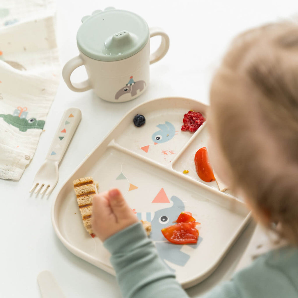 Tuitbeker Foodie spout cup Celebration Sand - Aan tafel Done by Deer - In den Olifant