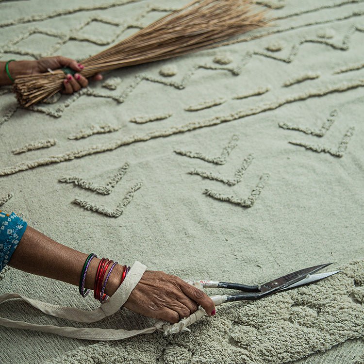 Wasbaar Tapijt Tribu Olive - 120 x 160 cm - Tapijten Lorena Canals - In den Olifant