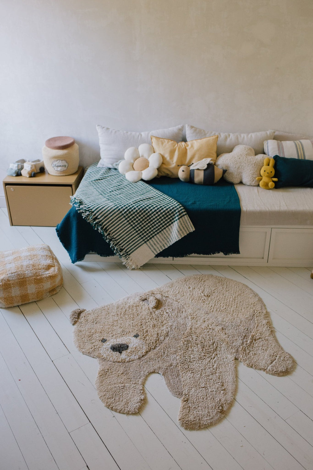 Washable Animal Rug Bear - 120 x 122 cm - Tapijten Lorena Canals - In den Olifant