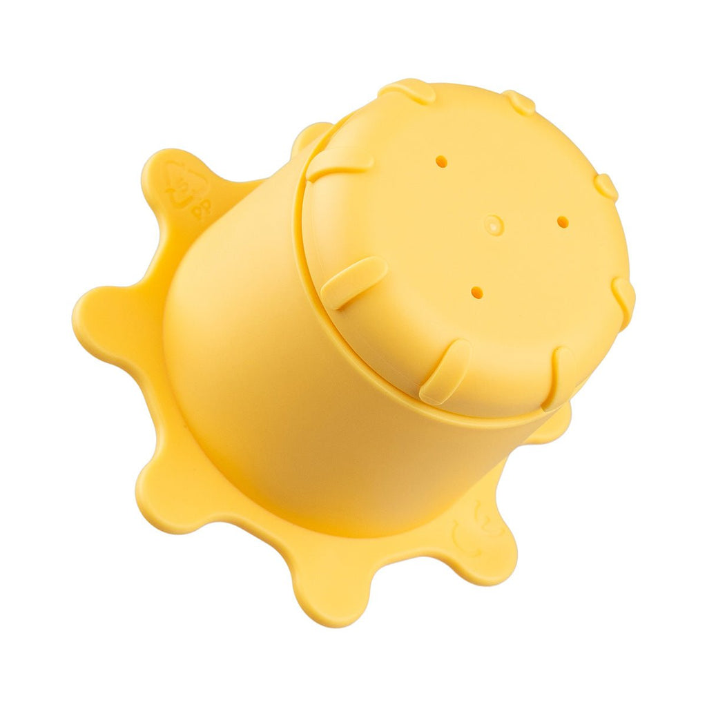 Water play & stacking cups 3 pcs Elphee Colour mix - Badspeelgoed Done by Deer - In den Olifant