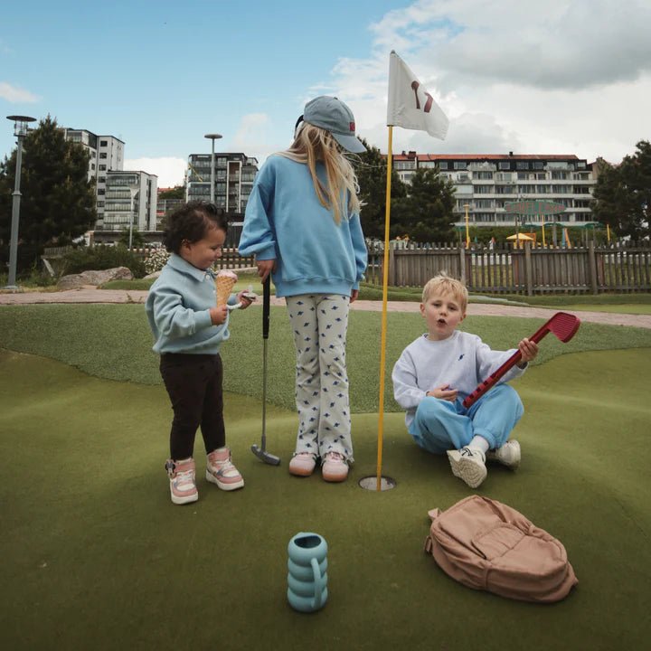 Watering Can Mushie - French Blue - Badspeelgoed Mushie - In den Olifant