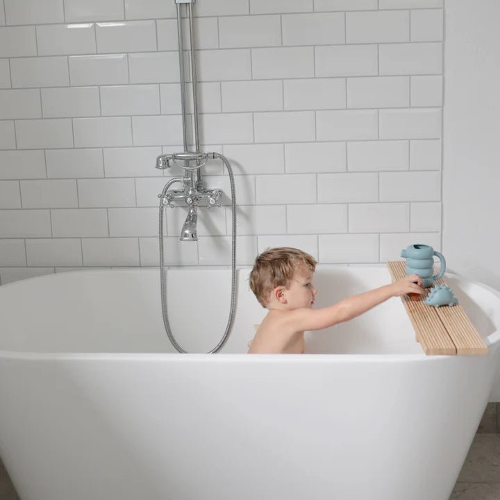 Watering Can Mushie - French Blue - Badspeelgoed Mushie - In den Olifant