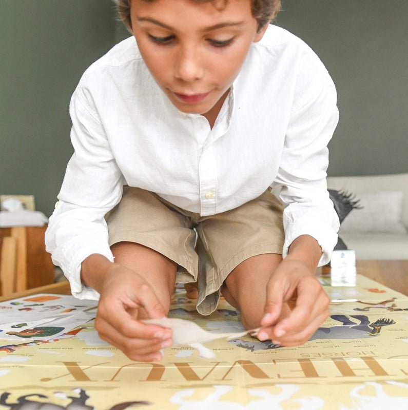 XXL Poster Discovery Sticker Posters Horses + stickers - 7 tot 12 jaar - Stickers en stickersets Poppik - In den Olifant